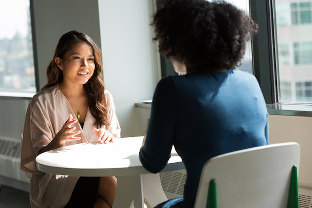 An investment consultant guiding an investor interested in futures trading