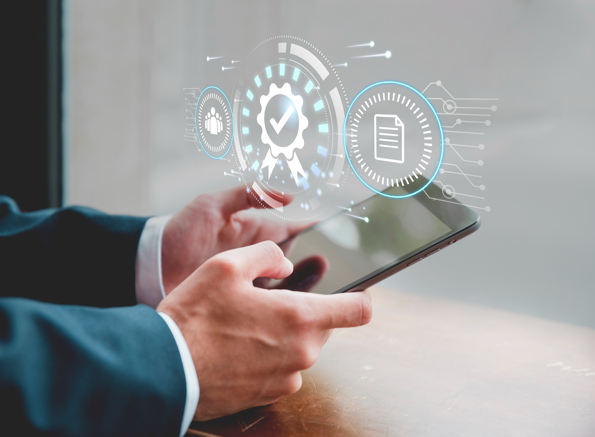 Real-time onchain price feeds feeding into an automated NAV calculation system for fund administrators.