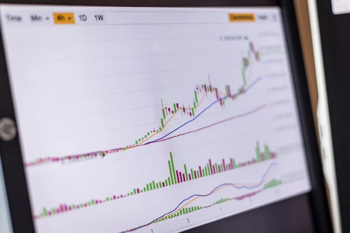 kenson Investments | Bitcoin's Price Recovery: What Market Participants Should Look Beyond the Headlines A Bitcoin price chart displaying a sharp upward movement followed by a period of market consolidation on a digital trading screen